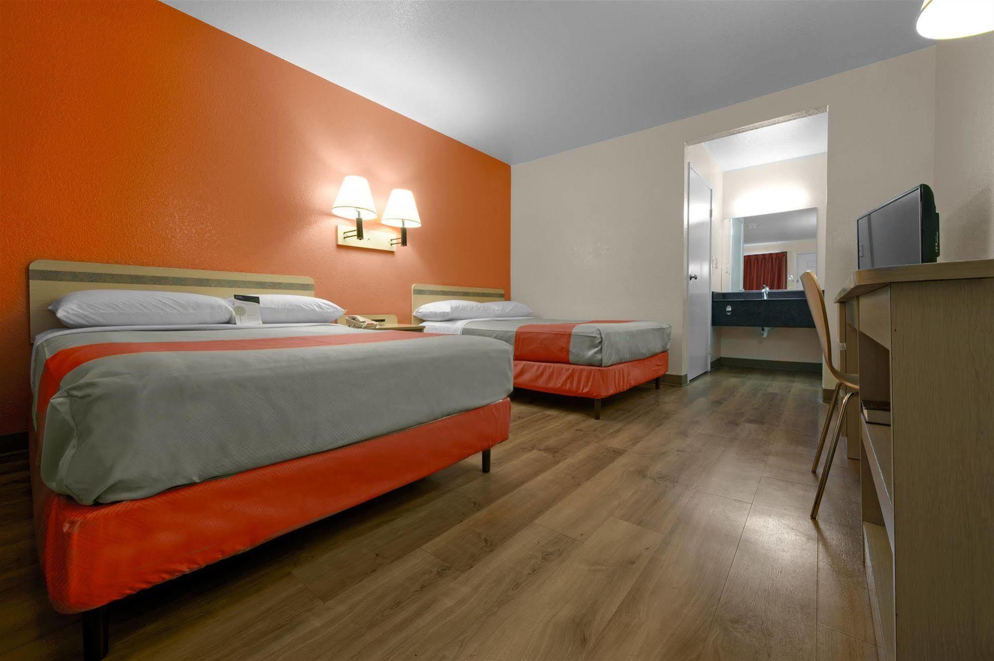 Motel 6-Santa Rosa, Ca - North Εξωτερικό φωτογραφία