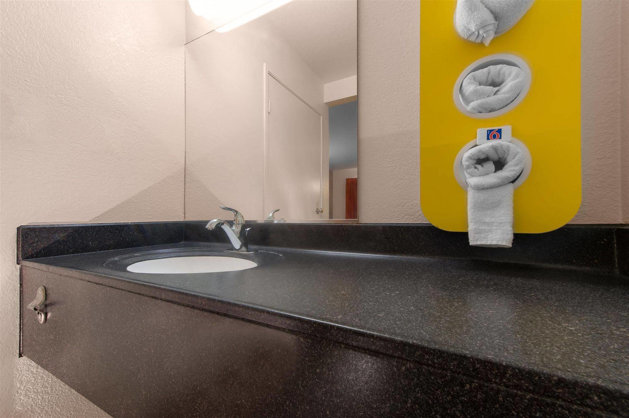 Motel 6-Santa Rosa, Ca - North Εξωτερικό φωτογραφία