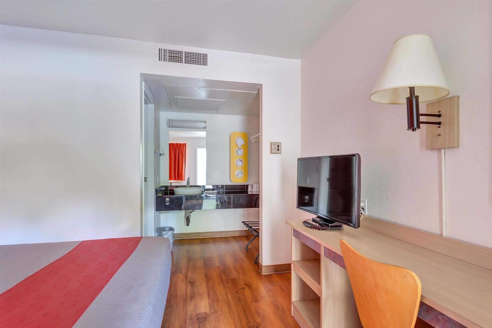 Motel 6-Santa Rosa, Ca - North Εξωτερικό φωτογραφία