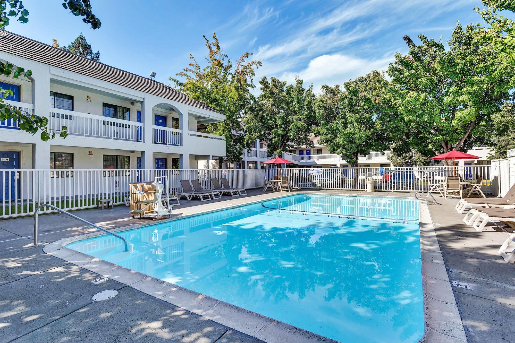Motel 6-Santa Rosa, Ca - North Εξωτερικό φωτογραφία