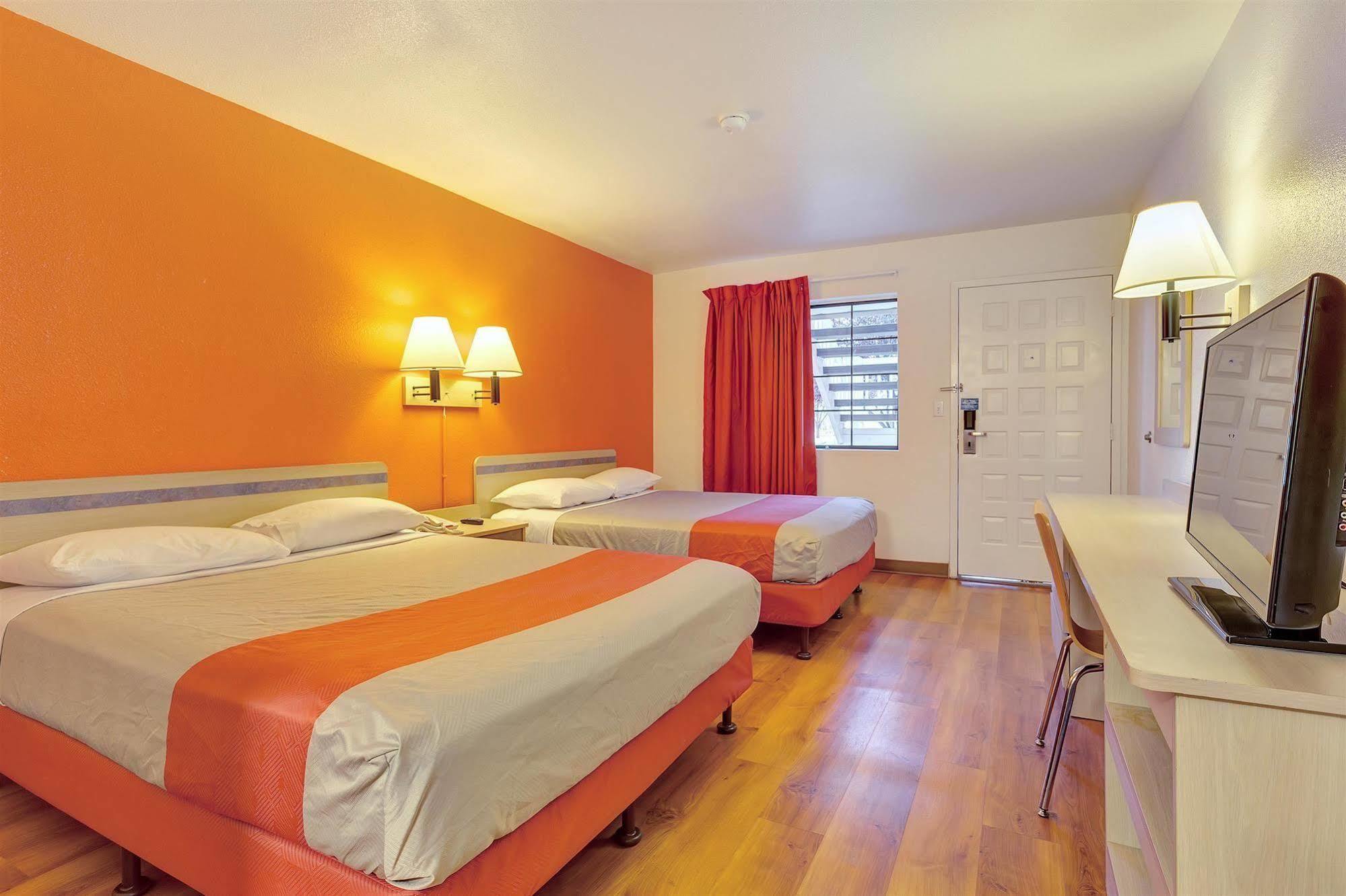 Motel 6-Santa Rosa, Ca - North Εξωτερικό φωτογραφία