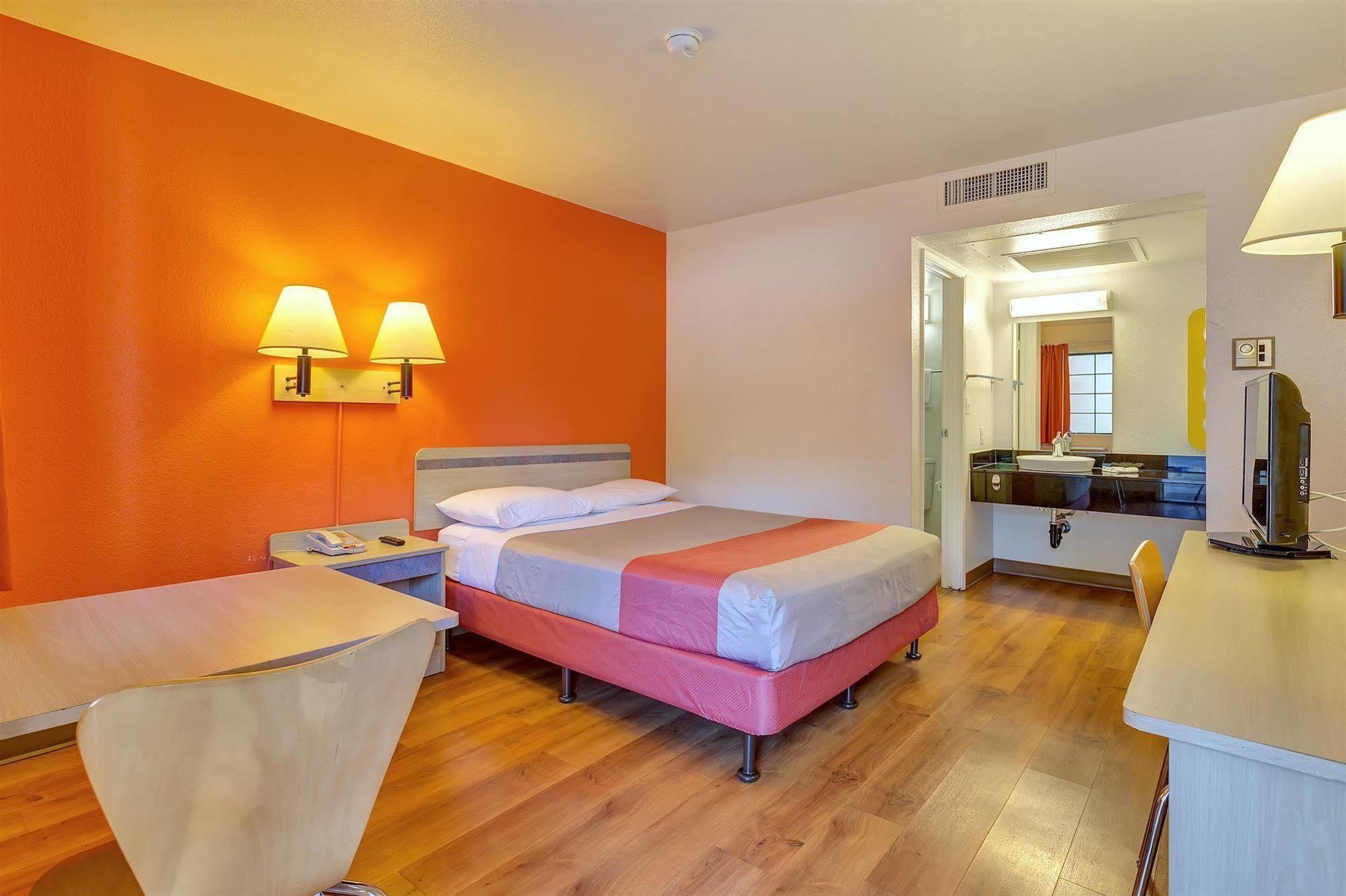 Motel 6-Santa Rosa, Ca - North Εξωτερικό φωτογραφία